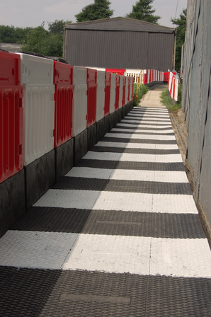 StrongWall Barrier